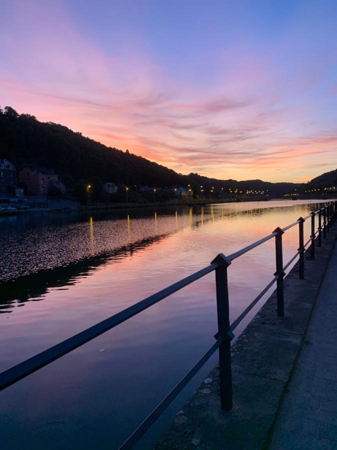 Riverbank Guest House Namur Bagian luar foto